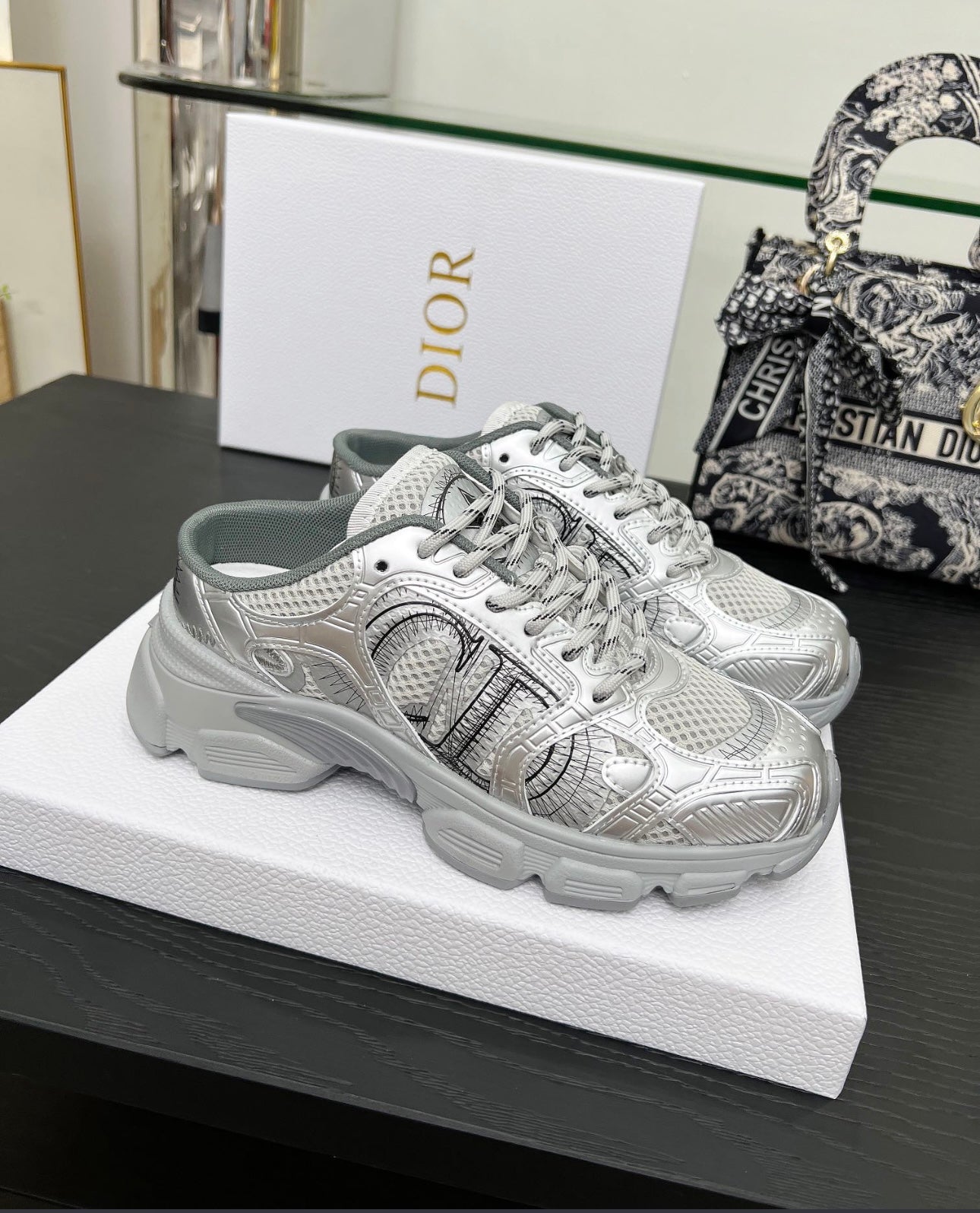 New woman DIOR sneakers